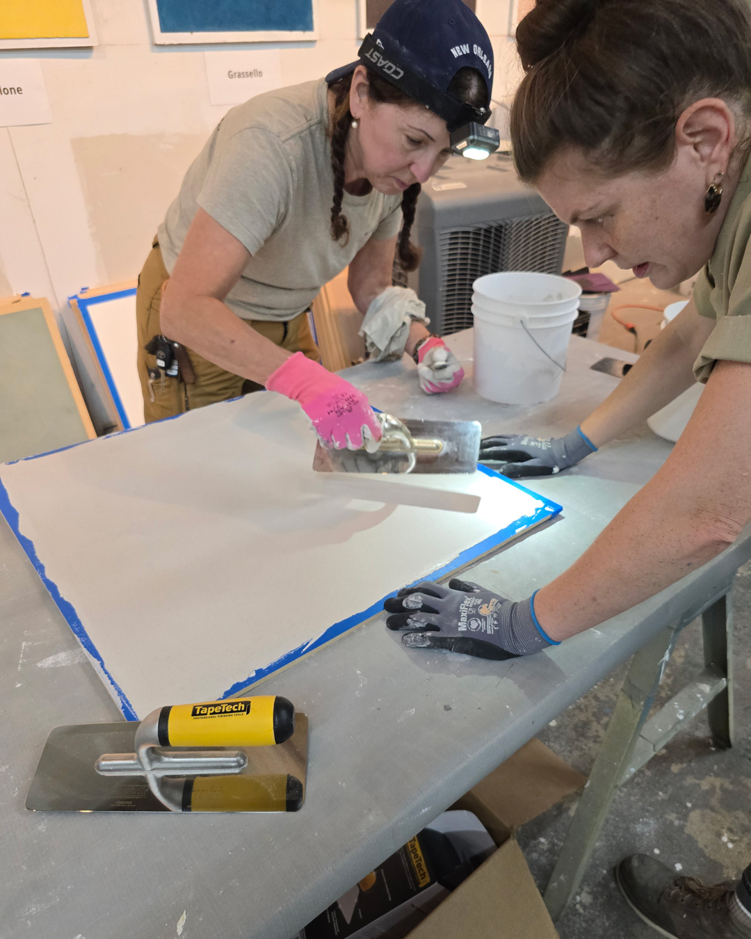 Gulf Coast Plaster Artisans is an exclusive partner of TapeTech Professional Finishing Tools. High-quality plaster and microcement tools made by the finest European and other manufacturers. Visit our webstore here for all your tool needs! Pictured here – demoing TapeTech professional finishing tools at our Advanced Functional Plaster Workshop – Spring 2026.